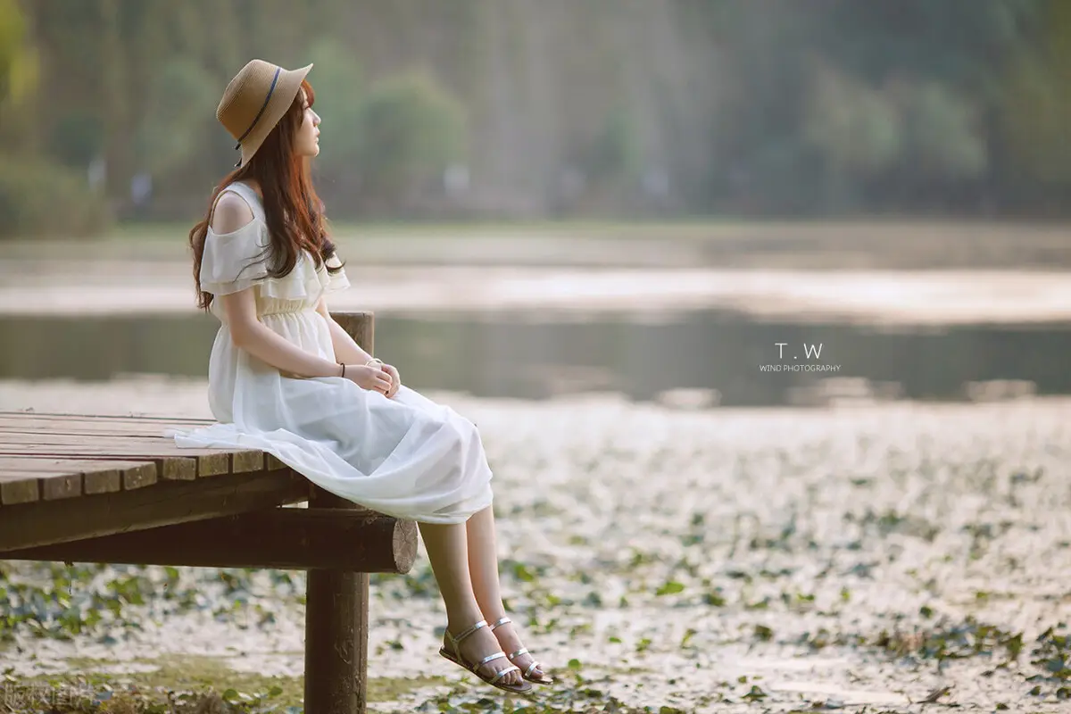 姓王男孩取名三点水_姓王带三点水的男孩名_取名姓男孩王三点水的名字