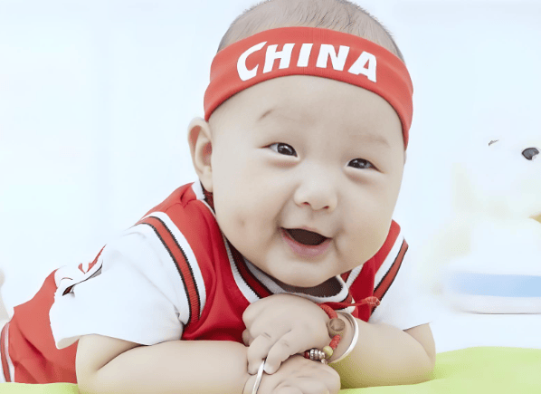 谢咏老师起名_肇 男孩取名_博学多才男孩名字推荐