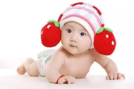 男孩起名经典诗句_男孩取名咨询_内涵诗意男孩名字