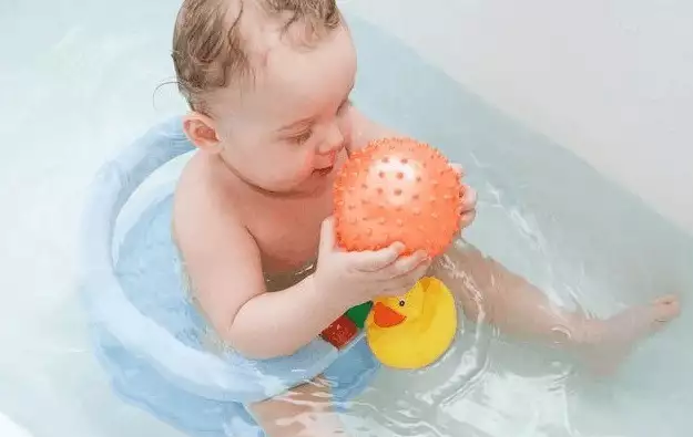 内涵诗意男孩名字_男孩取名咨询_男孩起名经典诗句