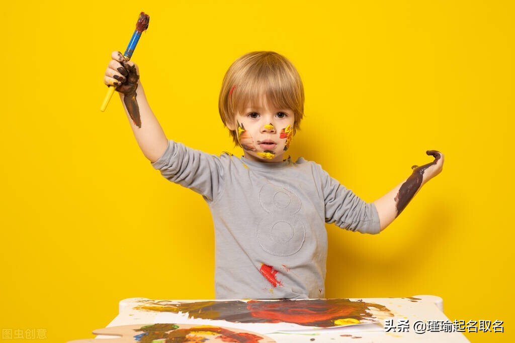 yu字女孩名字寓意_宝宝起名yu字男孩名字_昱字的含义取名女孩