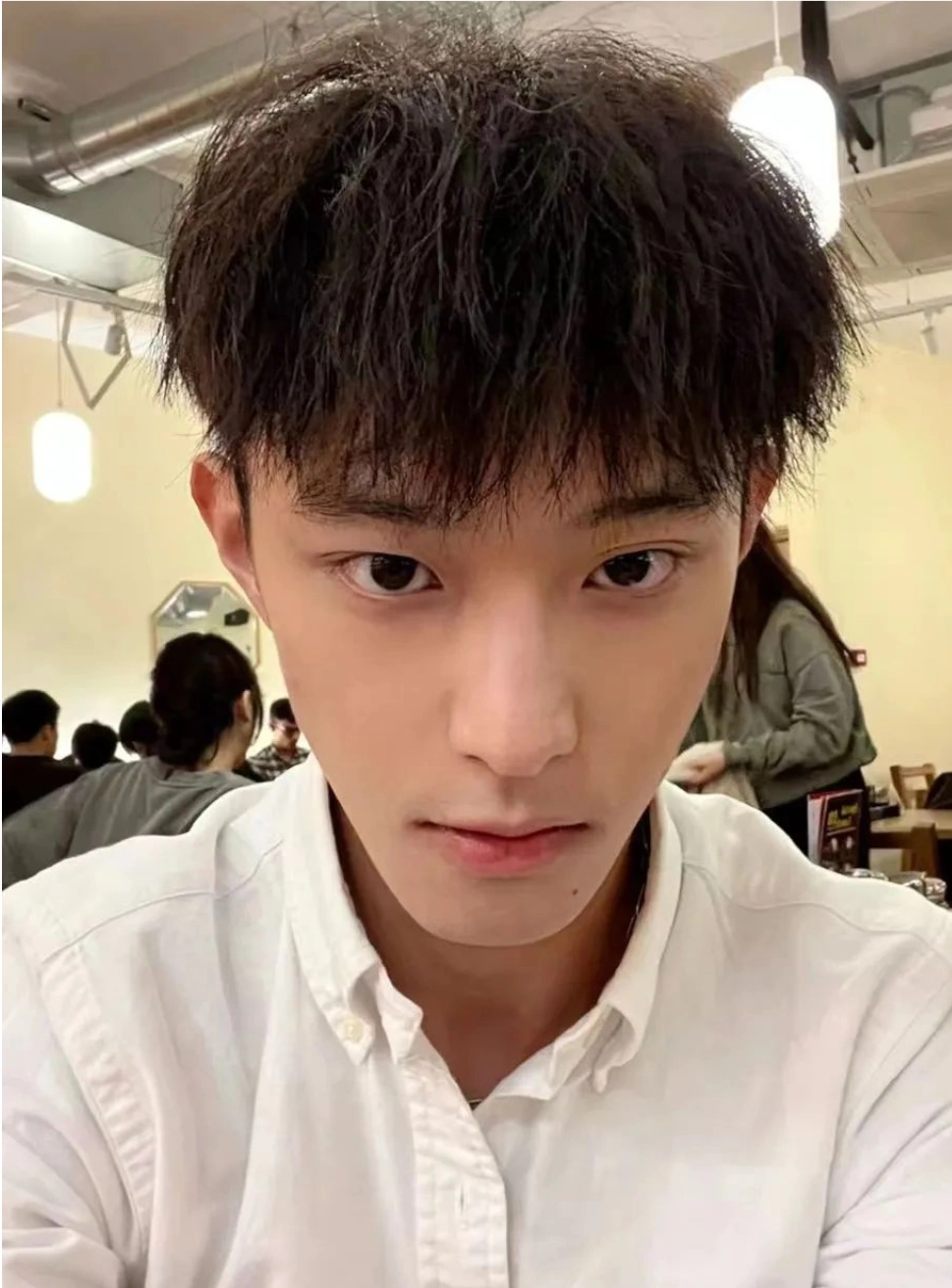 昇取名男孩发型_ 清爽时尚男士发型 _