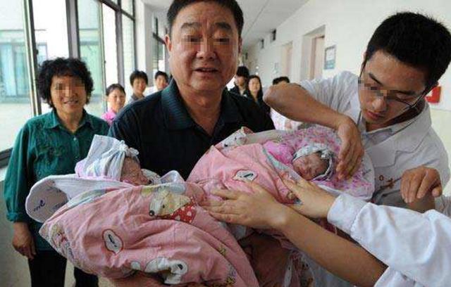 寓意好名字选择_新手父母取名困扰_吴字的谐音字取名字女孩