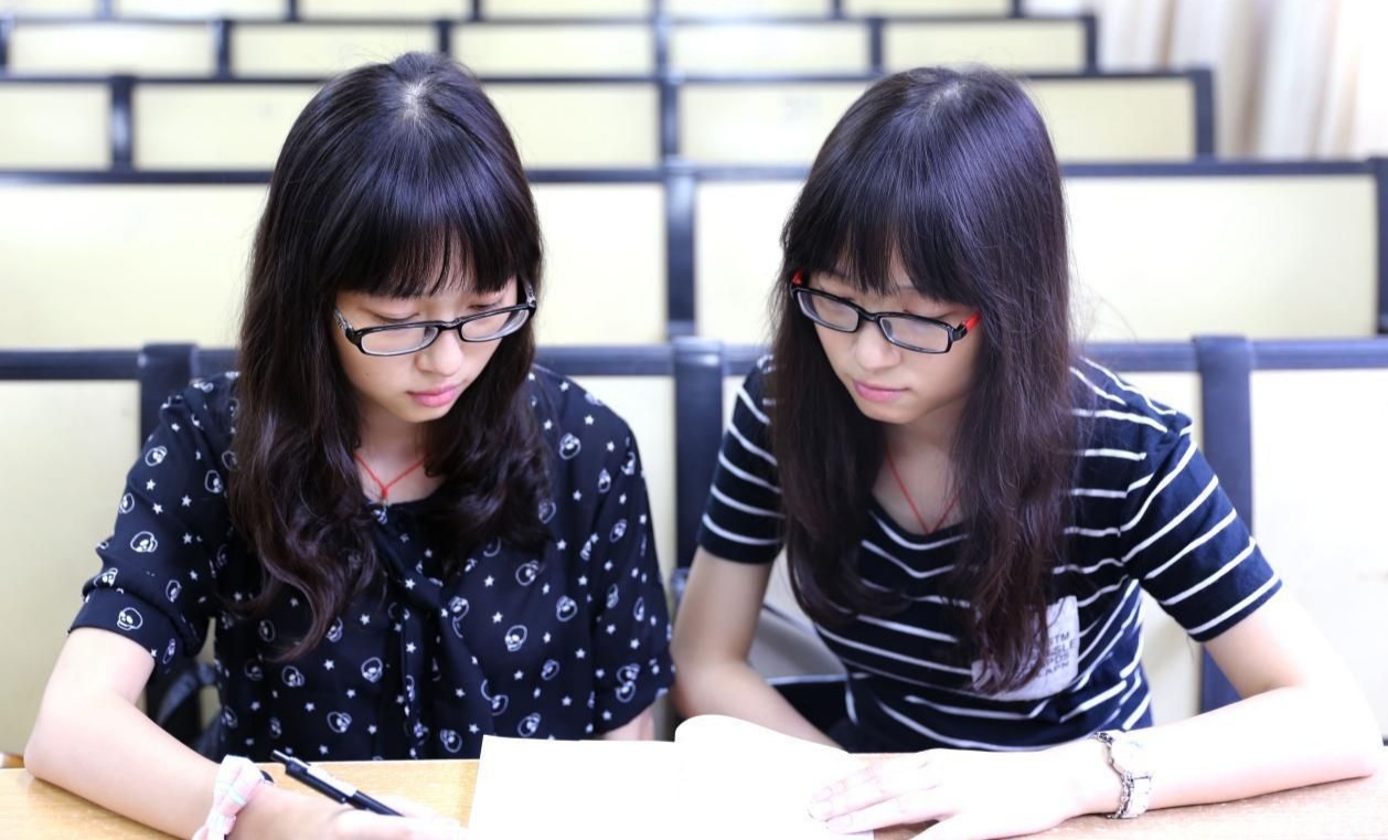 寓意好名字选择_新手父母取名困扰_吴字的谐音字取名字女孩