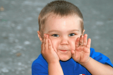 姓陈取名字大全女孩_2024年男孩姓陈怎么取名字大全万岩 水土_万峰 水水